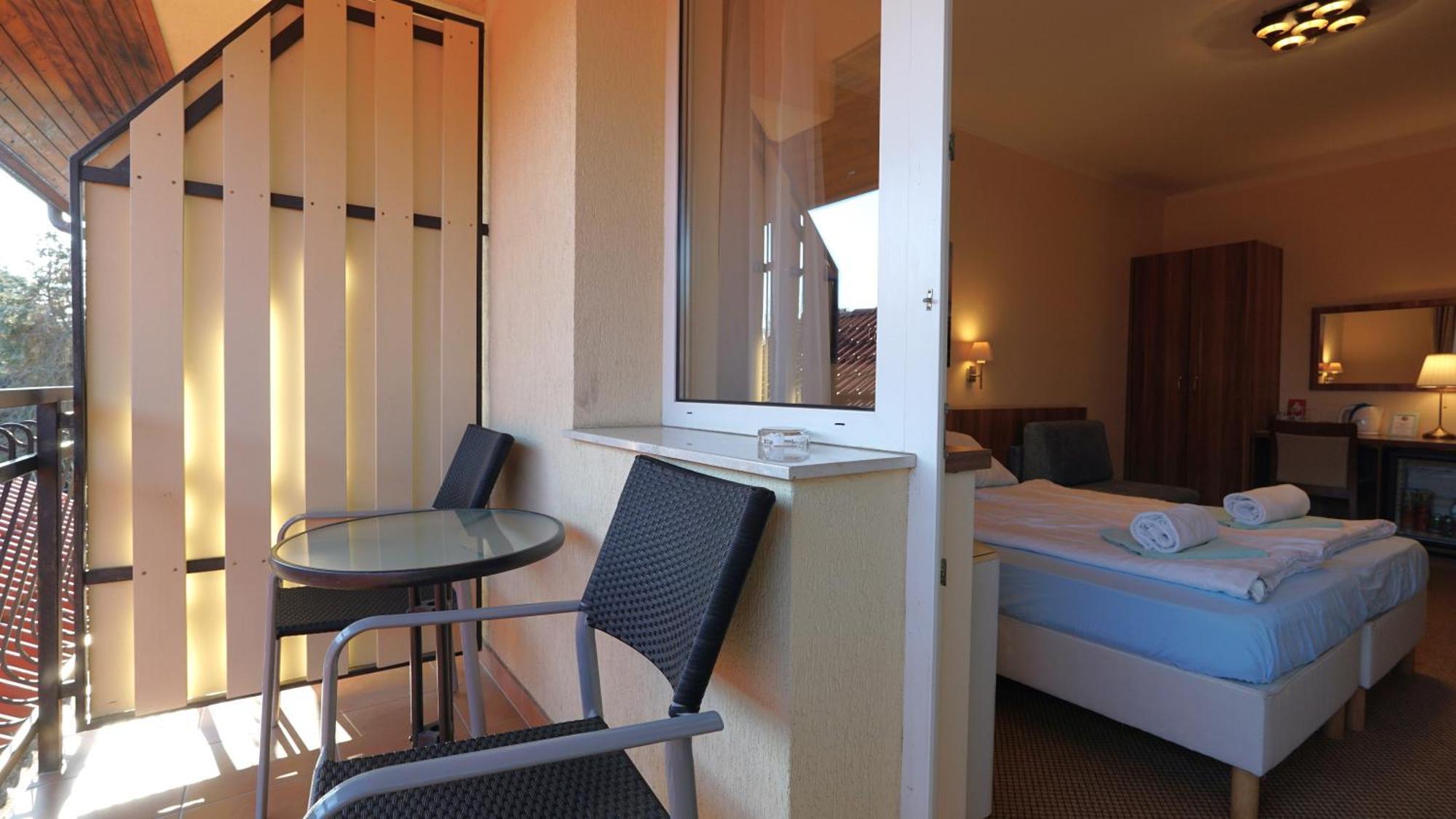 Balaton Colors Beach Hotel Siofok Luaran gambar