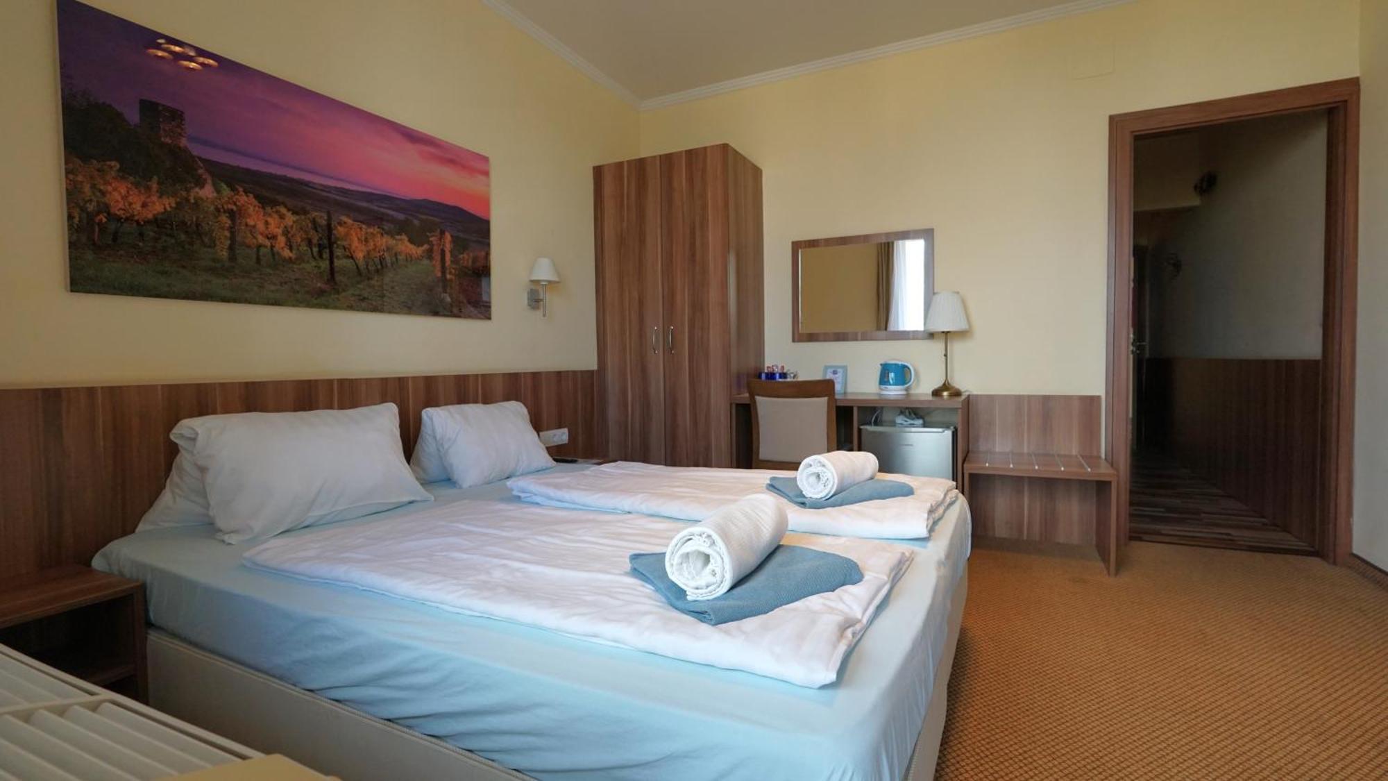 Balaton Colors Beach Hotel Siofok Luaran gambar