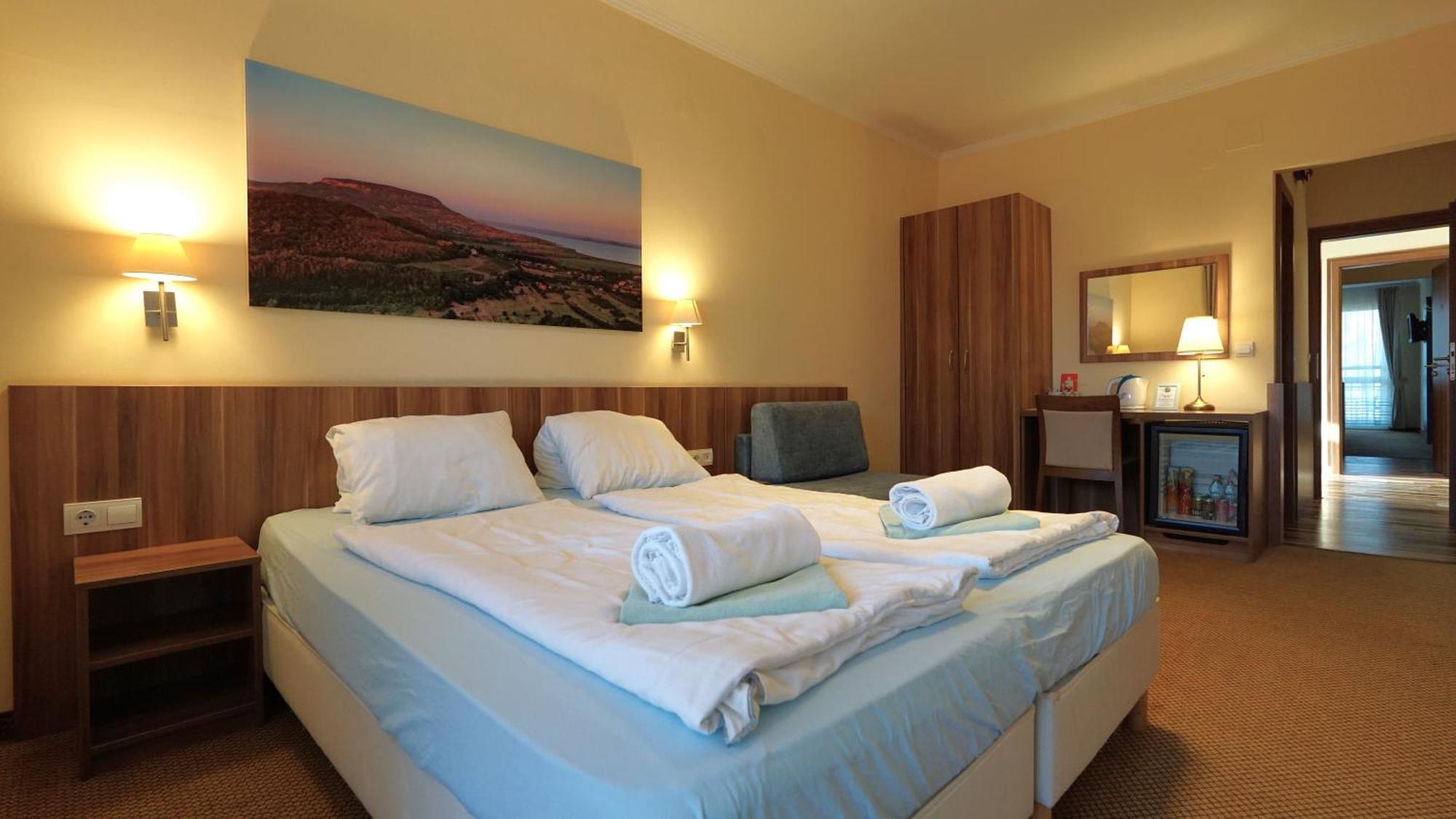 Balaton Colors Beach Hotel Siofok Luaran gambar