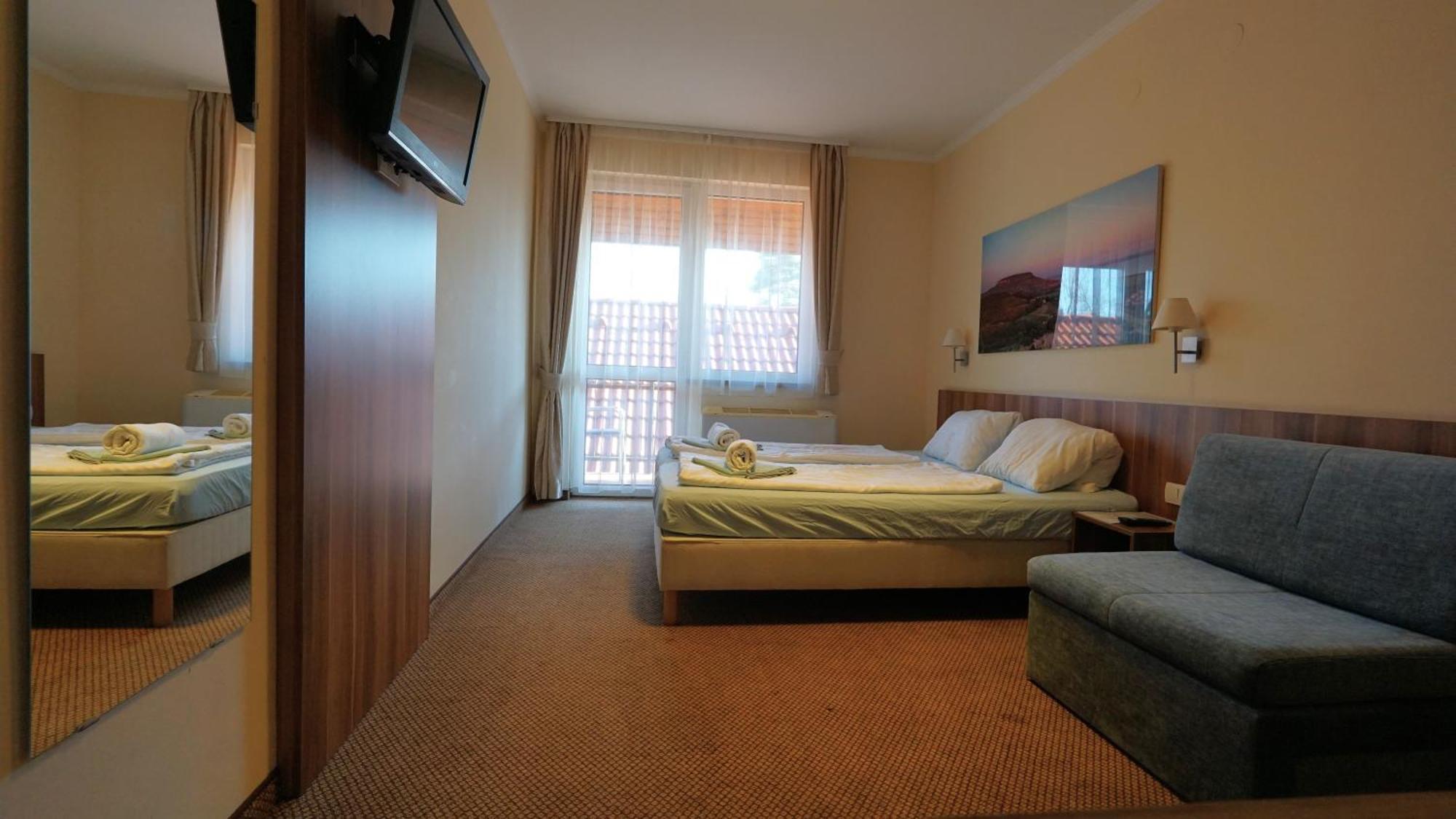 Balaton Colors Beach Hotel Siofok Luaran gambar