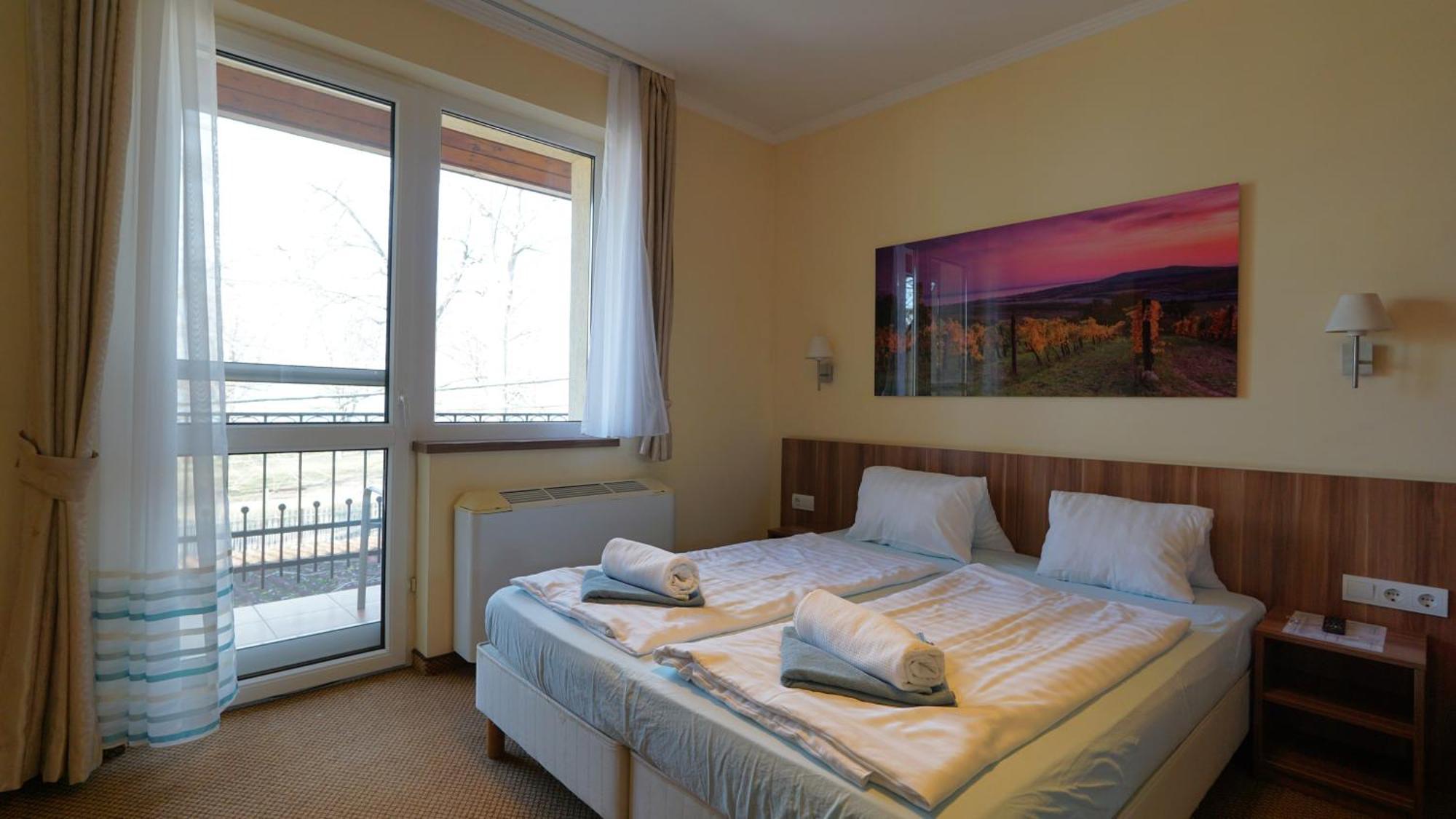 Balaton Colors Beach Hotel Siofok Luaran gambar
