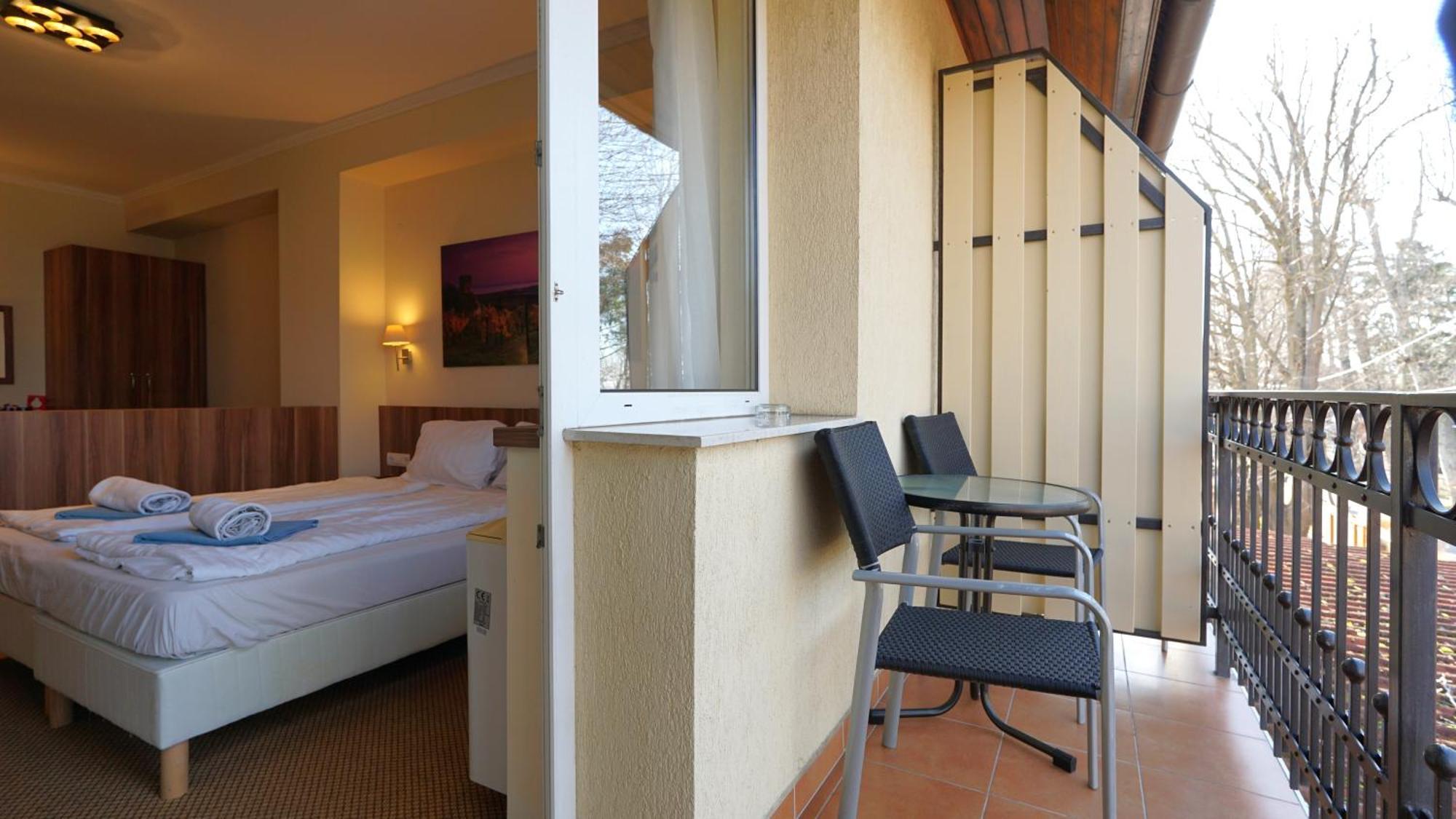 Balaton Colors Beach Hotel Siofok Luaran gambar